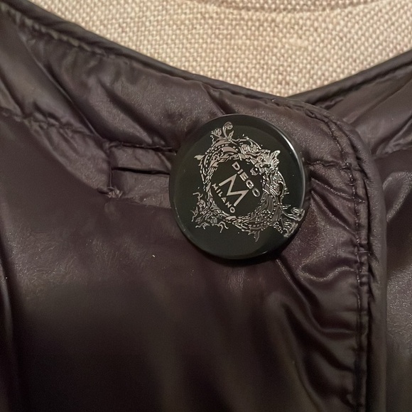 Women DIEGO M MILANO BLACK DOWN JACKET(authentic) - Picture 12 of 13